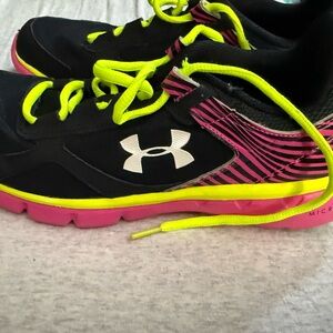 Under Armour Women's Black and Neon Yellow Athletic Shoes